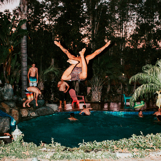 5 Tips to Assess Pool Cleanliness and Determine Cleaning Frequency