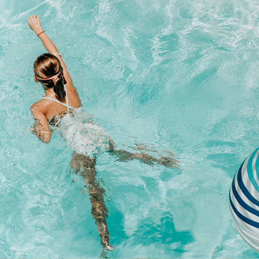 Choose the Best Cleaning Solution for Your Pool!